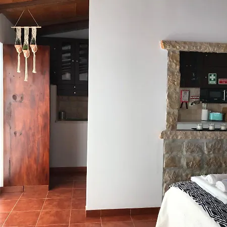 Moradia Rural De Charme Agradavel E Acolhedora